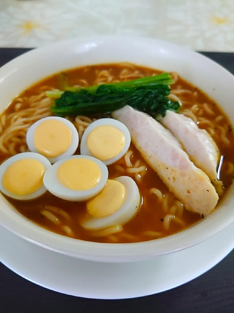 Snapdishの料理写真:マルちゃんのスープカレーラーメン
スパイシーで美味しかった😋👍|🍒ふみりん🍒さん