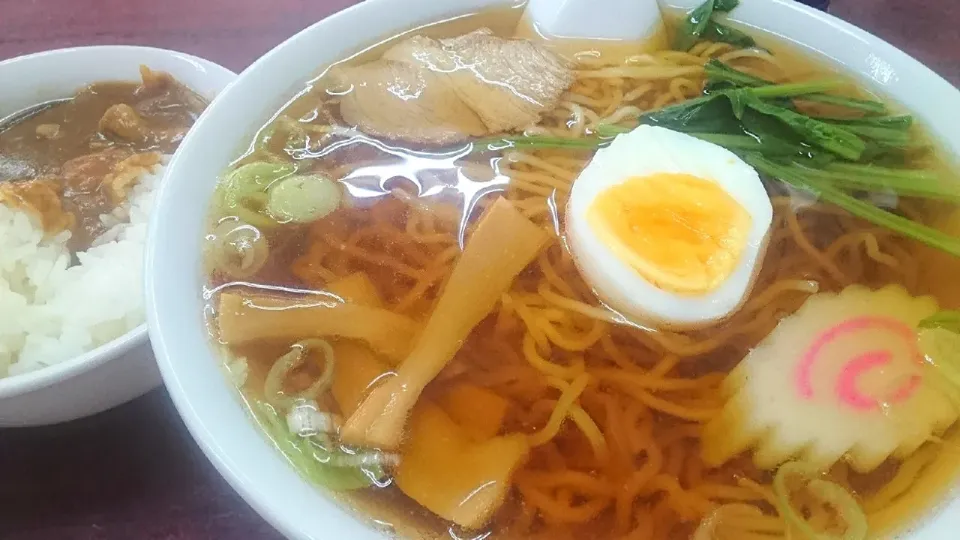 Snapdishの料理写真:【1957年創業】
中華専門 玉屋
仙人ラーメン（単品650円）
＋小カレーのセット
＠十条
（赤羽から徒歩21分）
20156|大脇さん