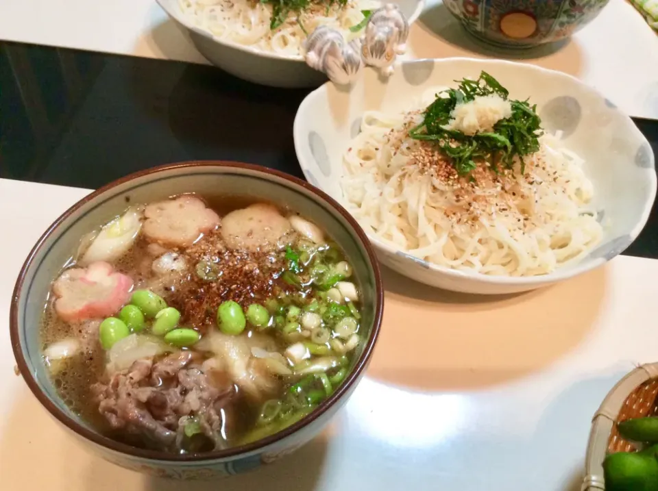 豚バラと玉ねぎを牛丼風に味付けした温かいつけ汁で冷たい稲庭うどん|Takeshi  Nagakiさん