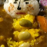 Snapdishの料理写真:今晩はコーンと青大豆とオジサン入りのカレーです。