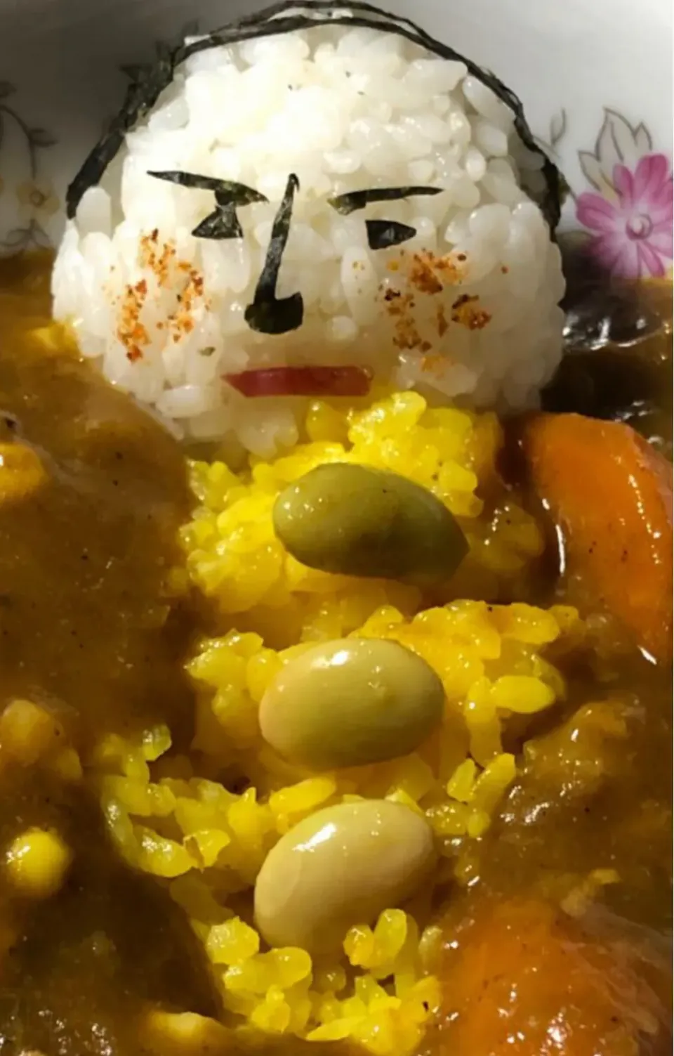 今晩はコーンと青大豆とオジサン入りのカレーです。|sudachiさん