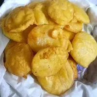 aloo puri/bataka pori 😋😋|shaikhさん