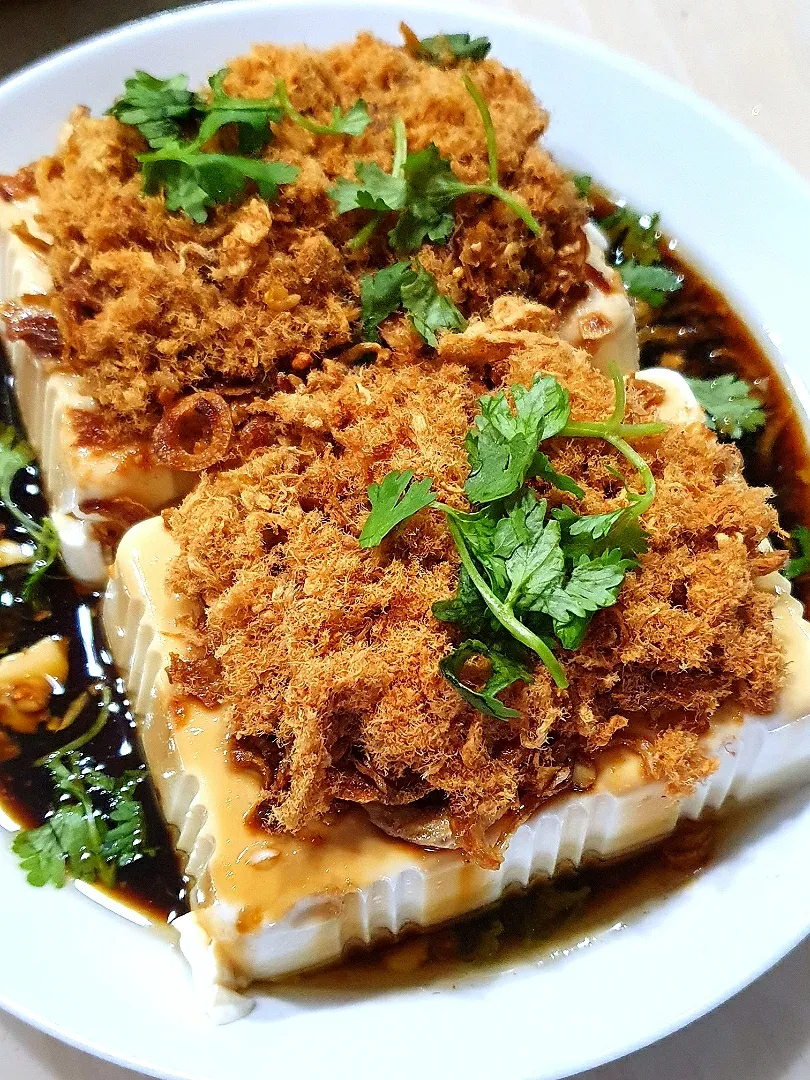 Cold tofu with pork floss|Tan Carolさん