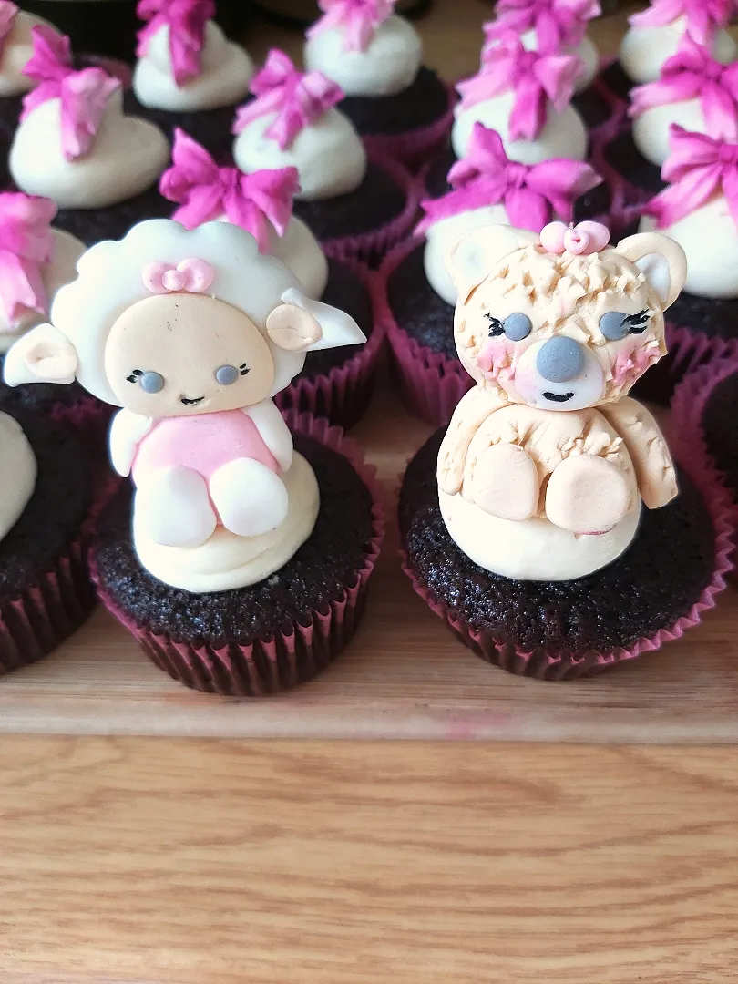 baby shower cupcakes|Shanaさん