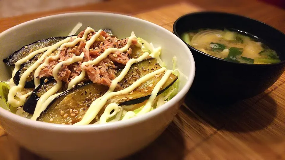 茄子の照り焼き丼～
の晩ごはん✨|kaz(*･ω･)さん