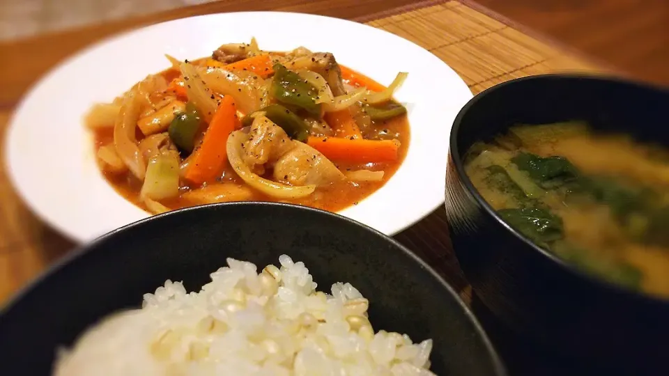 鶏肉と野菜の甘酢あん炒め～
の晩ごはん✨|kaz(*･ω･)さん