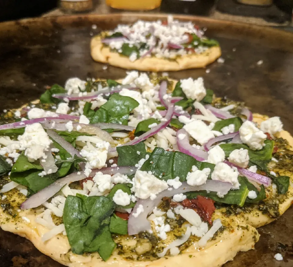 spinach n feta pizza|Yolanda Allenさん