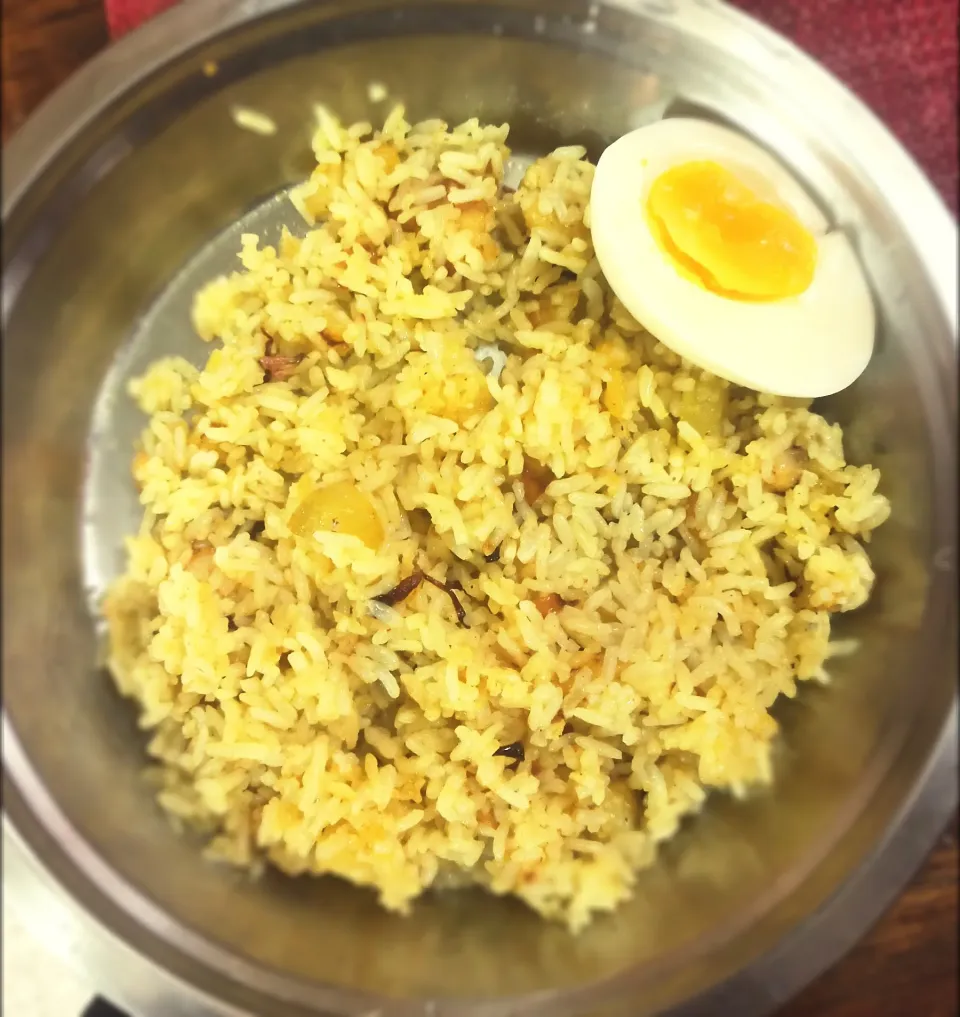 Snapdishの料理写真:pulao with egg|Jessicaさん