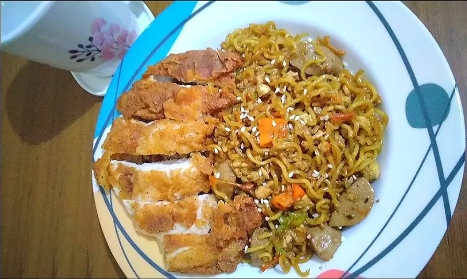 Spicy Fried Noodle|Zhaさん