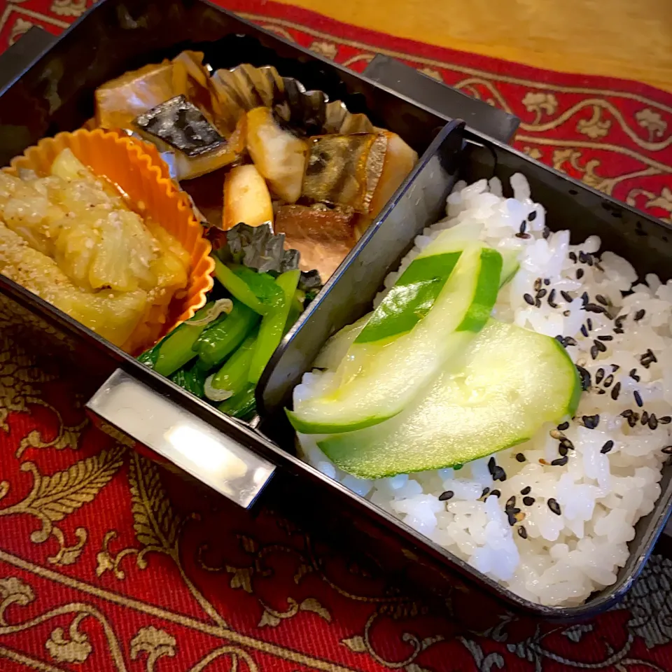 塩鯖と、焼き茄子と、小松菜のしらす和え弁当|もえさん