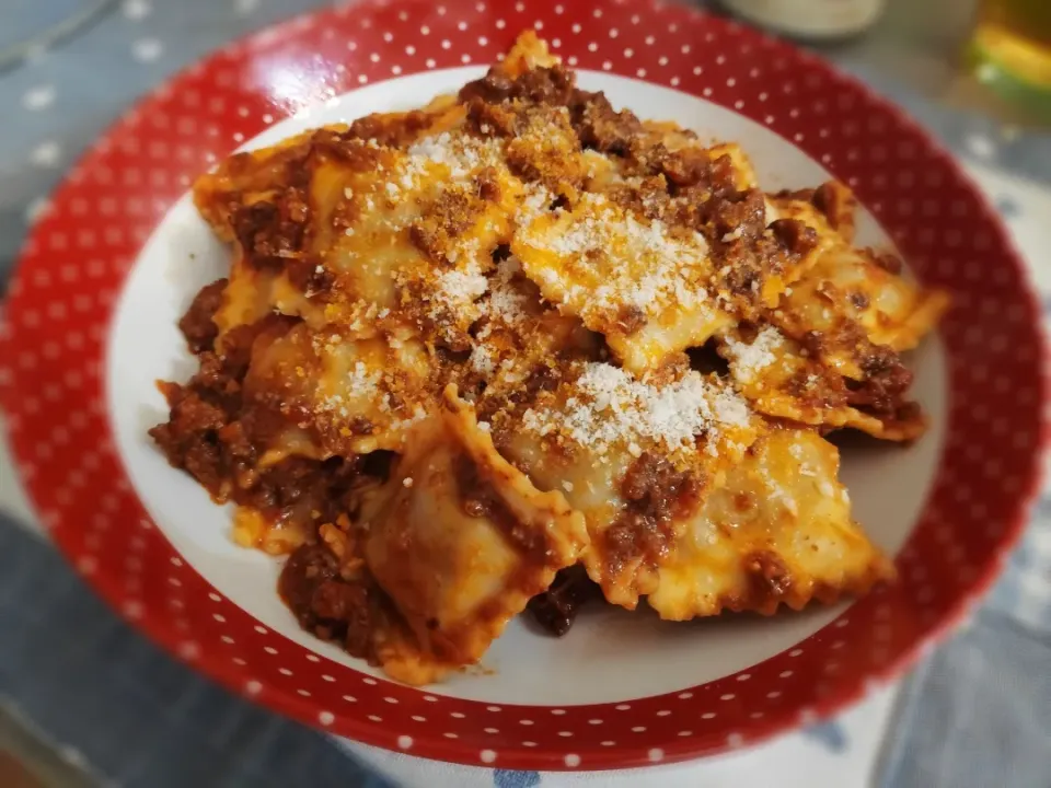 Ravioli with homemade ragù sauce|Ery_05さん