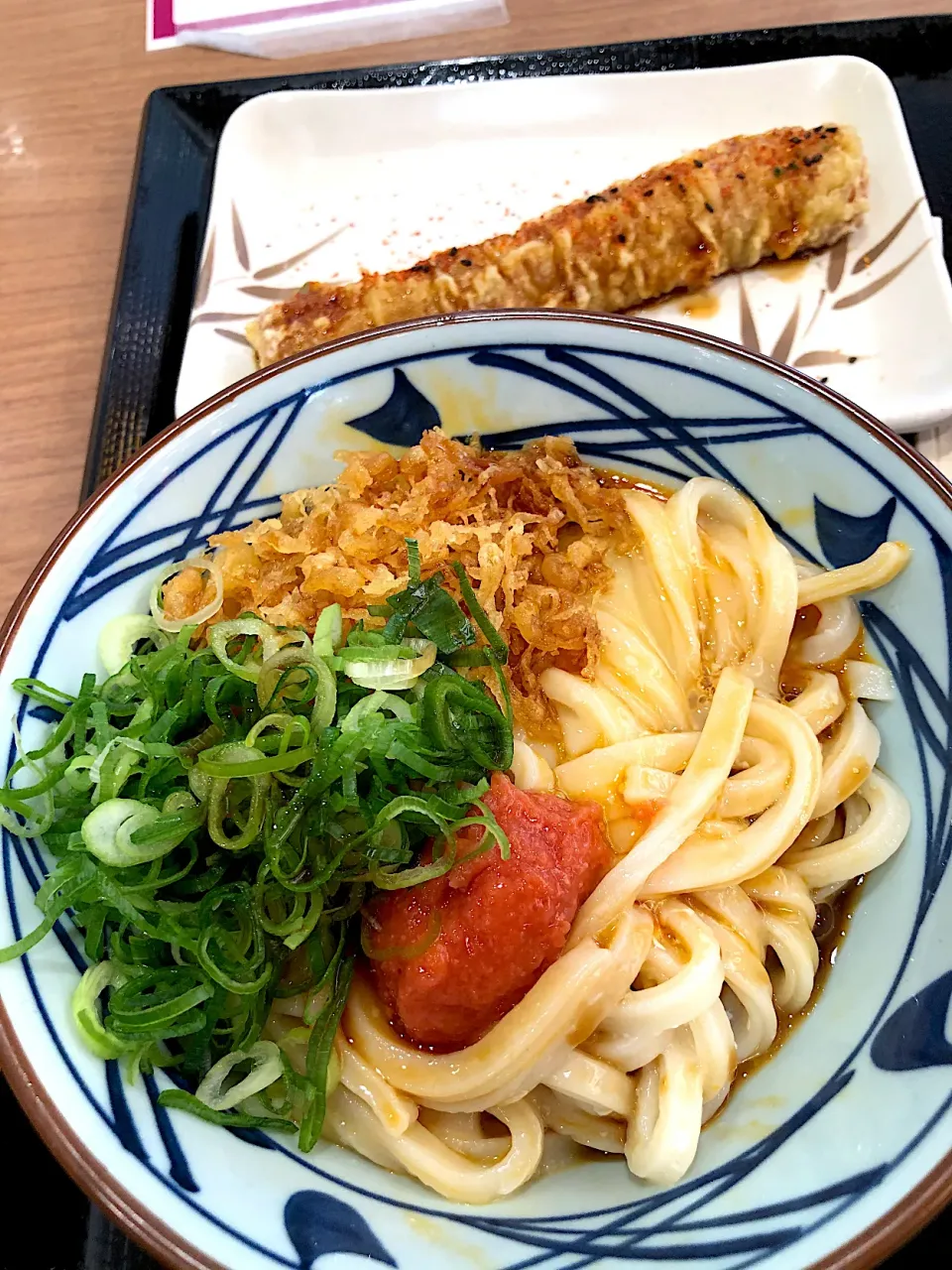 Snapdishの料理写真:明太釜玉うどん+ちくわ天@丸亀製麺|Kazuya Miyukiさん