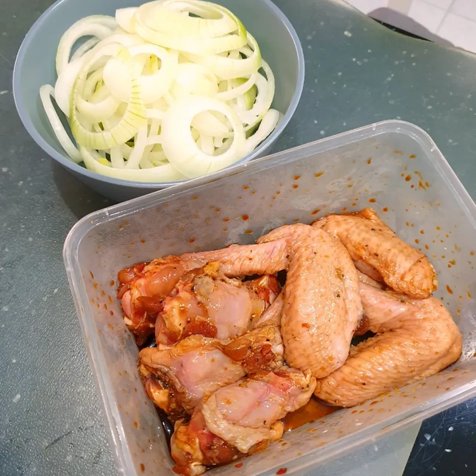 Chicken Wings w/Onion|envymaqueenさん