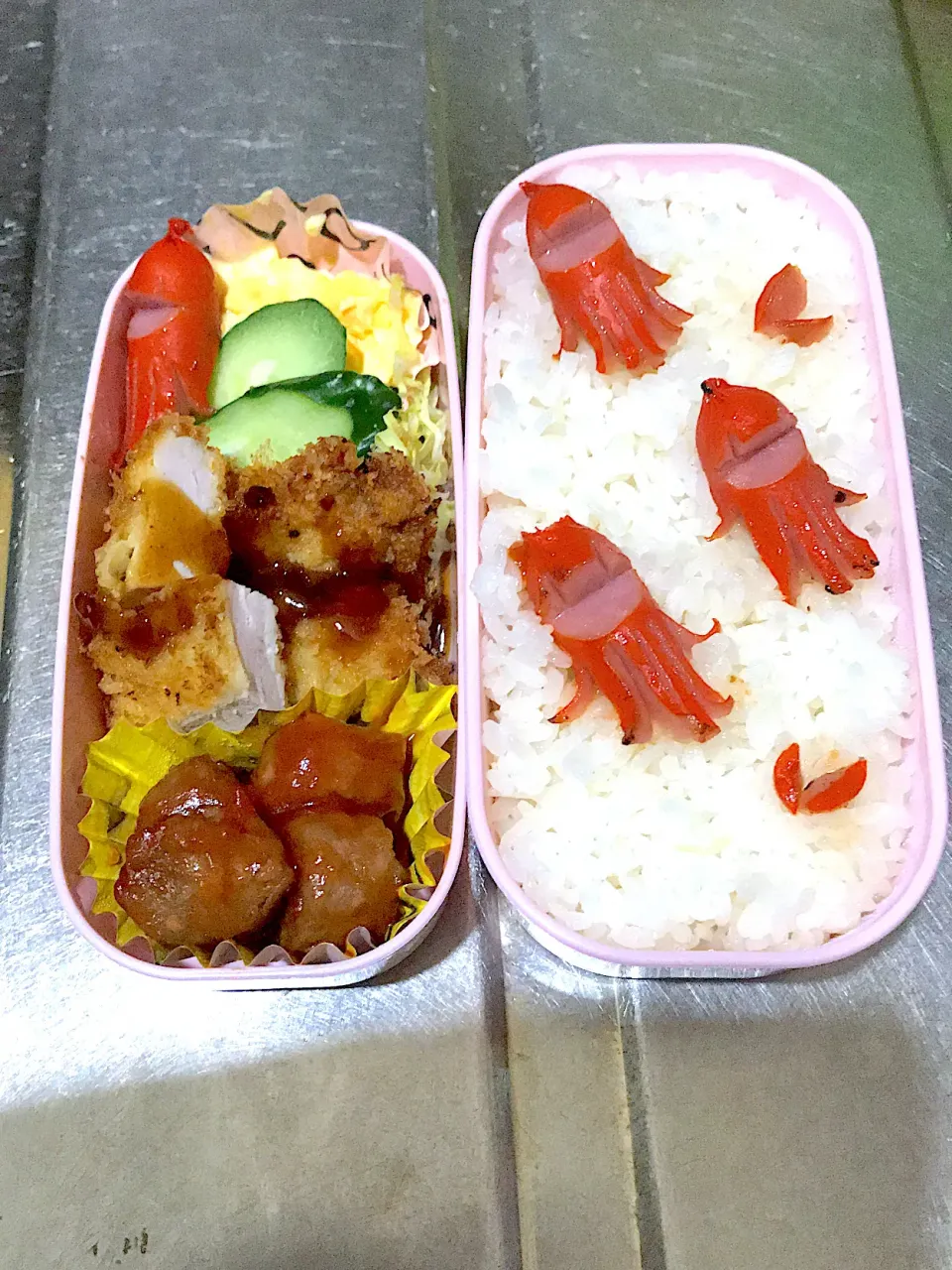 トンカツとミートボールのお弁当♪|こーやさん