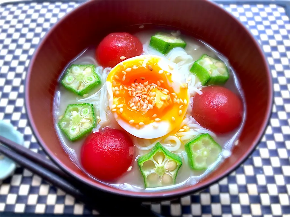 ☆夏バテ・プチ糖質制限の方☆えのきいりそうめん冷やし味噌汁♫|わいわいさん