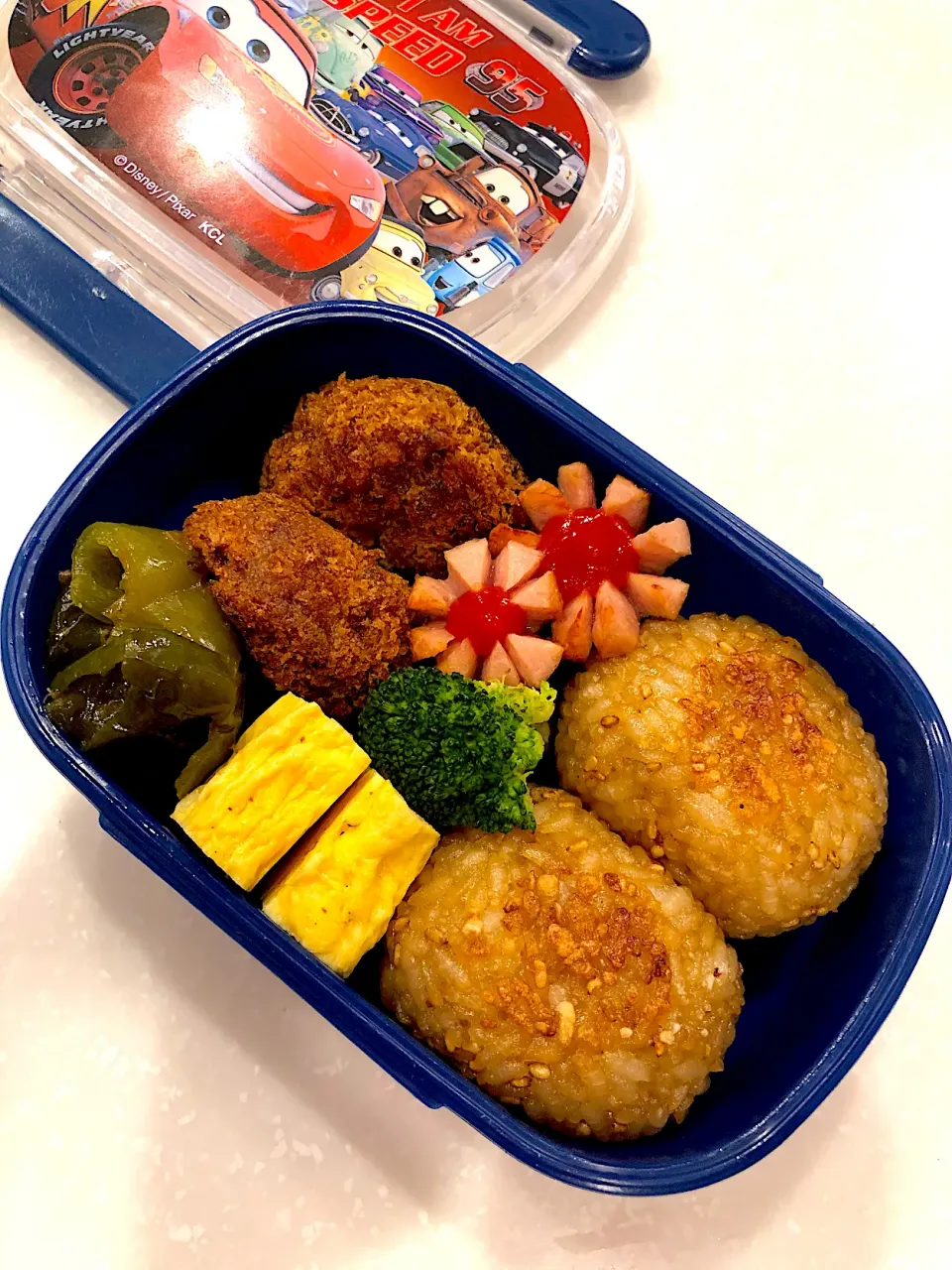 チビの弁当🍱🍙|みぃこさん