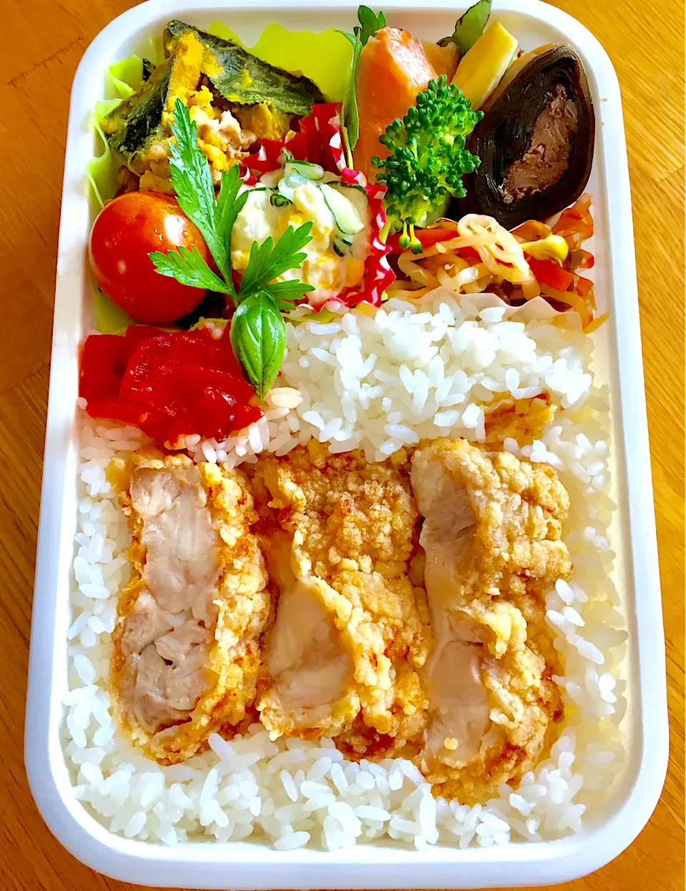 Snapdishの料理写真:旦那への夕方出勤弁当|🌻ako ·͜·♡peco🌻さん