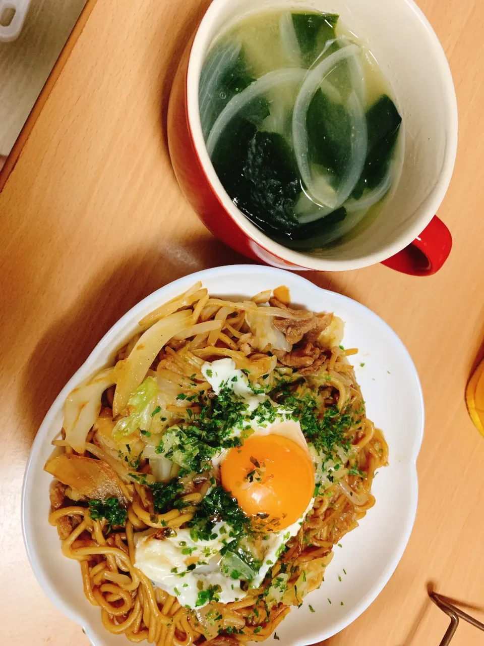 焼きそば、味噌汁|あみたんさん