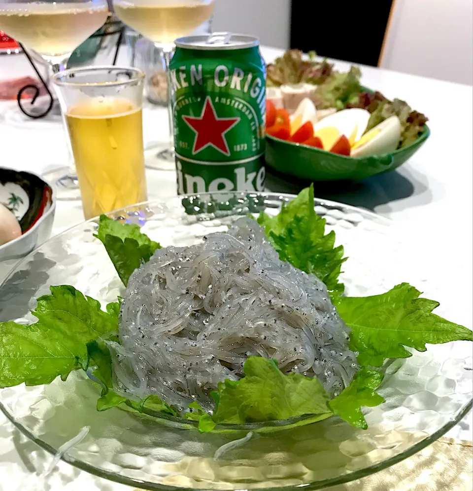 Snapdishの料理写真:生シラス➰🍻🥂😋|ナムナムさん