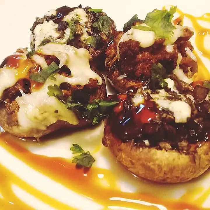 Portobelo stuffed with blue cheese, bacon and oyster sauce.|Costa Navarro Gastronomiaさん