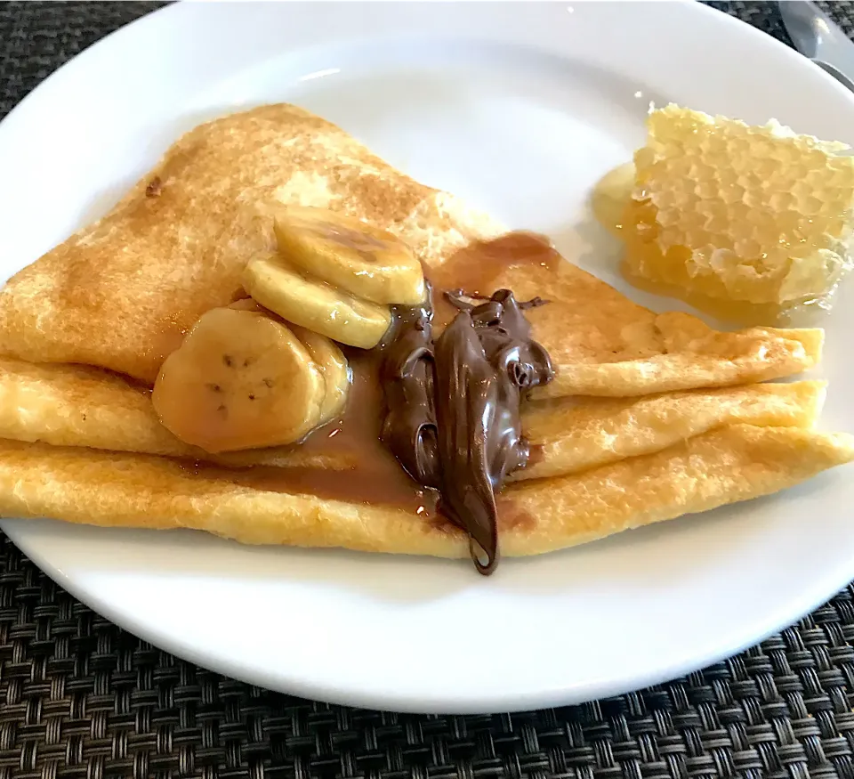 おやつにクレープを焼きました✨|たまにゃんさん