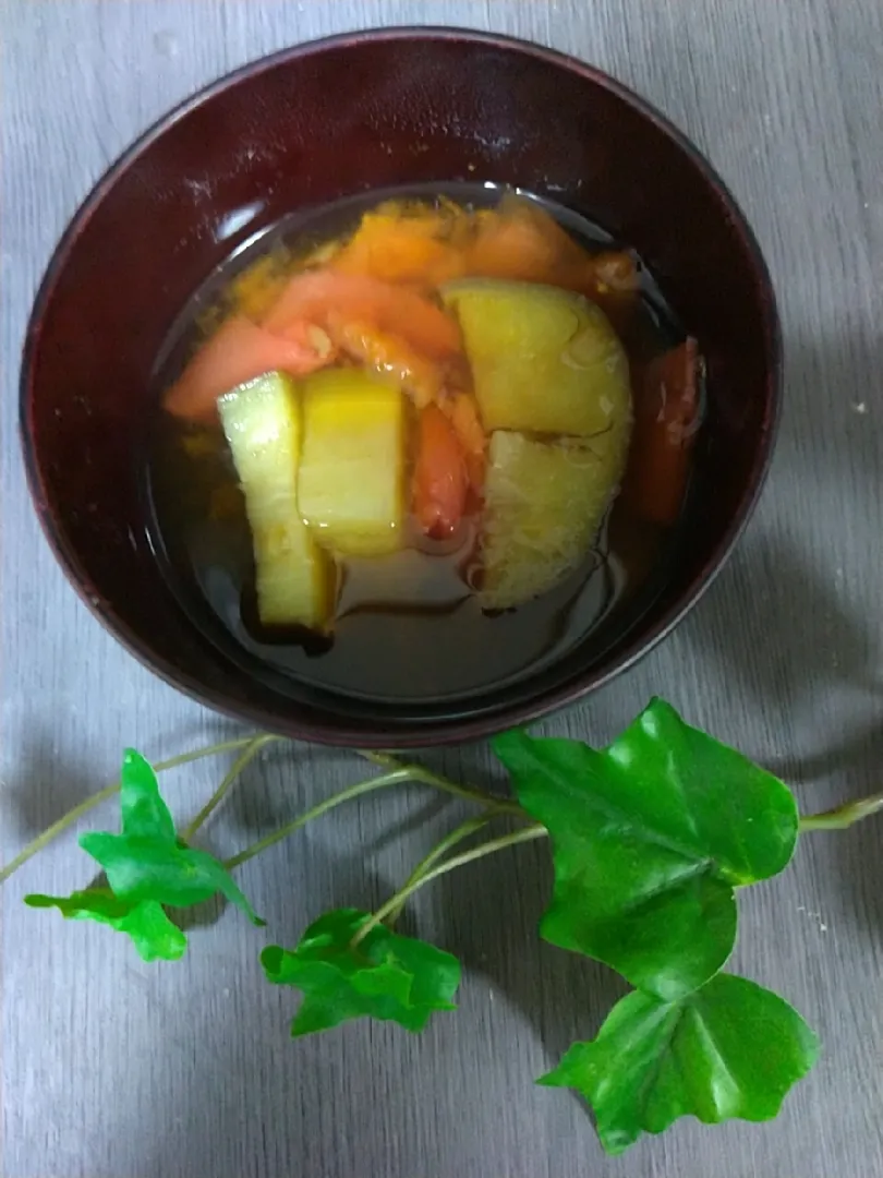 茄子とトマトのお吸い物|ハイドランジアさん