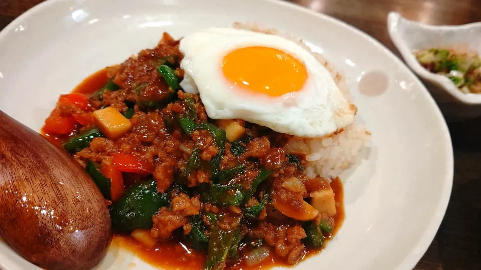 賄い飯🍚肉味噌そぼろあんかけ|Gauche Suzukiさん