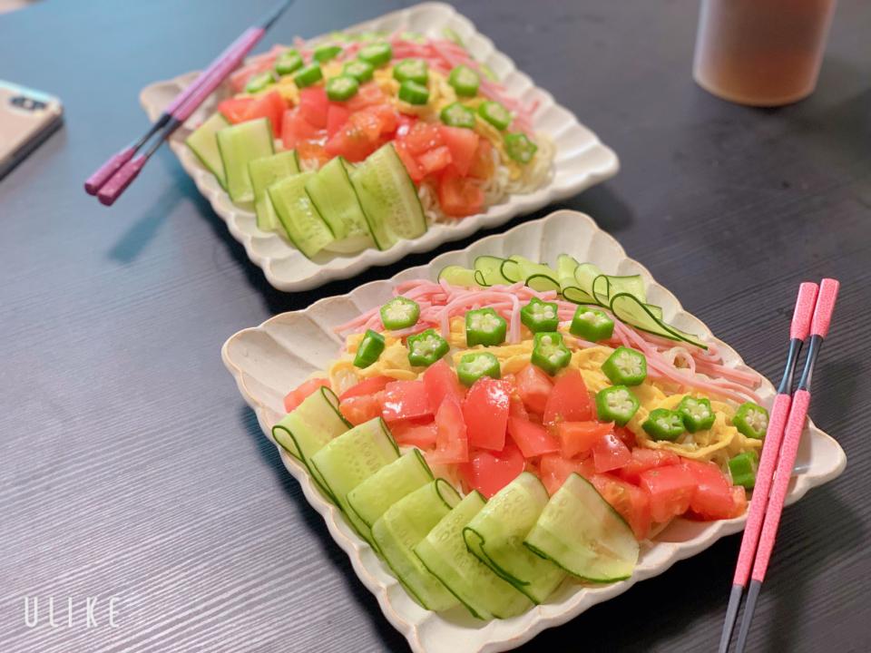 冷やし中華はじめました〜🎐
