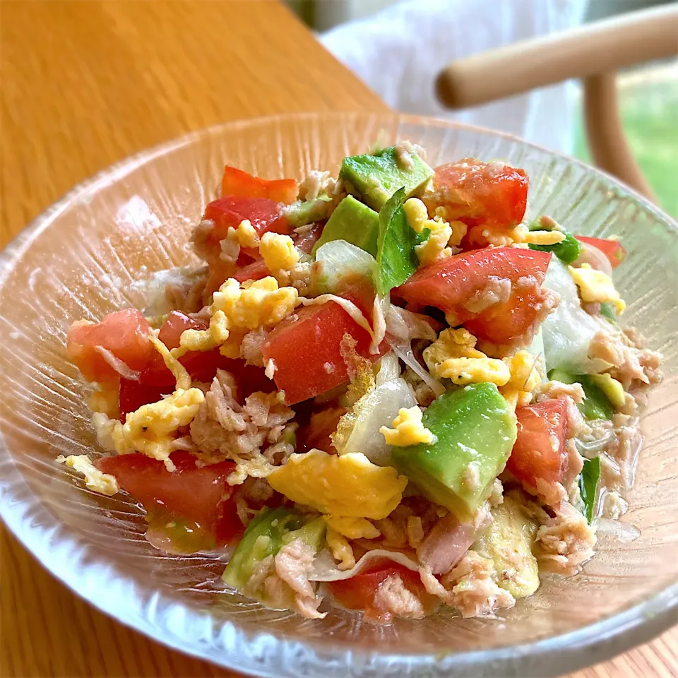 アボカド🥑トマト🍅ツナサラダ|むぎこさん