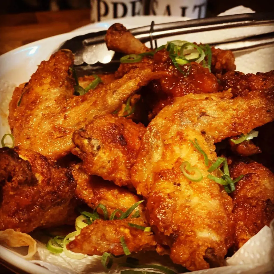 Snapdishの料理写真:Everybody loves Chicken #chefemanuel  EFC with Spicy BBQ Dressing. & mixed Veg Salad #friedchicken #salad #homecooking #ilovecooking❤️  #cookingathome|Emanuel Hayashiさん