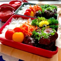 Snapdishの料理写真:ゴロゴロミートボール🧆弁当