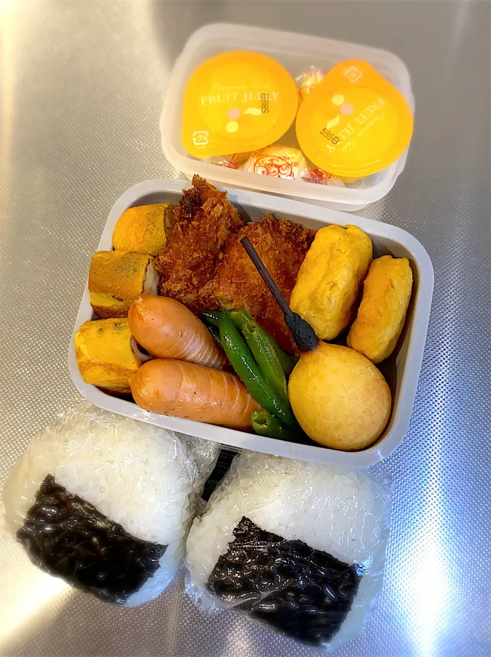 Snapdishの料理写真:幼稚園🚌夏休み弁当🍙|danharuさん