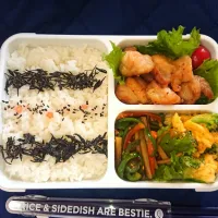 Snapdishの料理写真:🐔ハニーマスタードチキンのお弁当🐔|クロ母さんさん