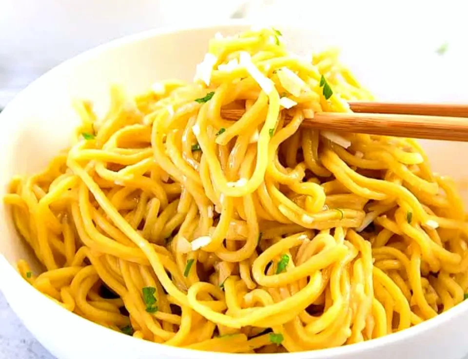 Asian style garlic noodles|hariacchuさん