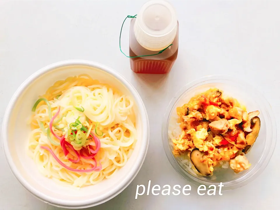 ミニ親子丼と冷や麦|じじばばちゃんさん