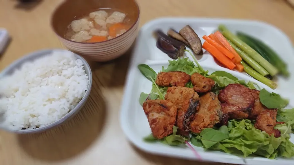 カツオたたきの余りを竜田揚げ
【今日の晩御飯】|passamさん