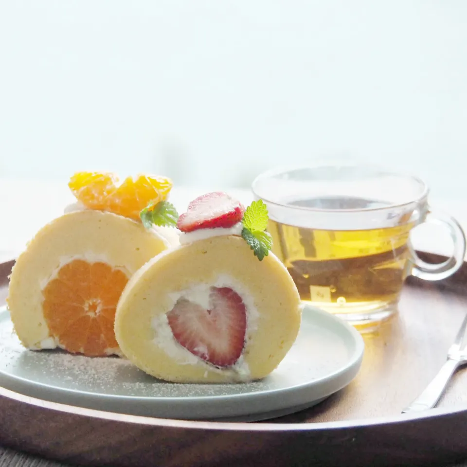 Mandarin & strawberry roll cake|Misstyさん