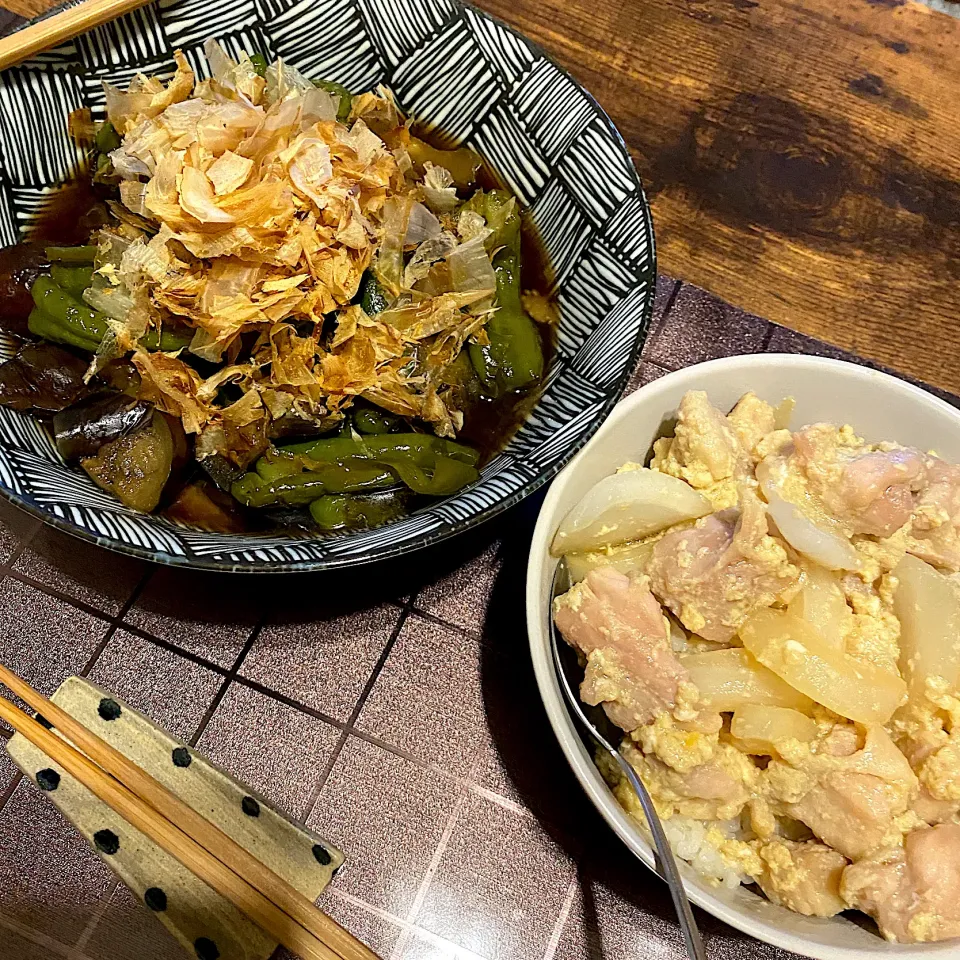 親子丼、ピーマンと茄子の甘辛煮|なつこさん