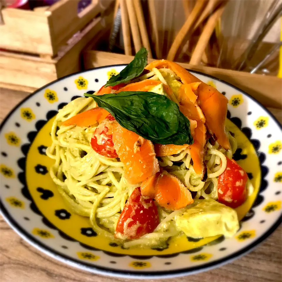 サーモンのジェノベーゼスパゲッティ|ゆきっちん(・8・)さん