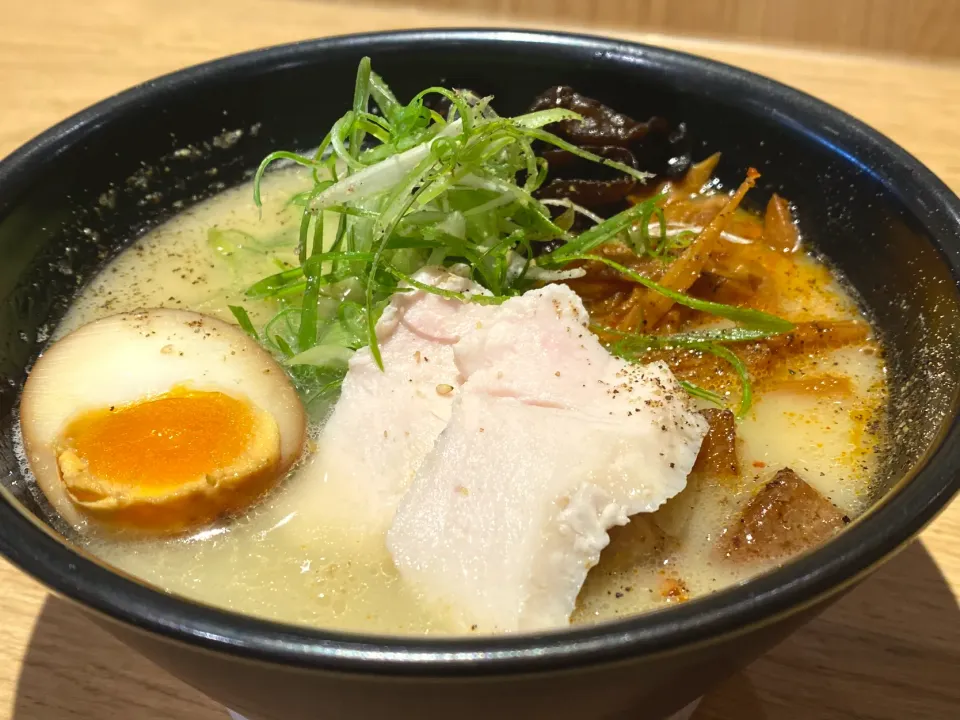 鷄白湯ラーメン|女神さん