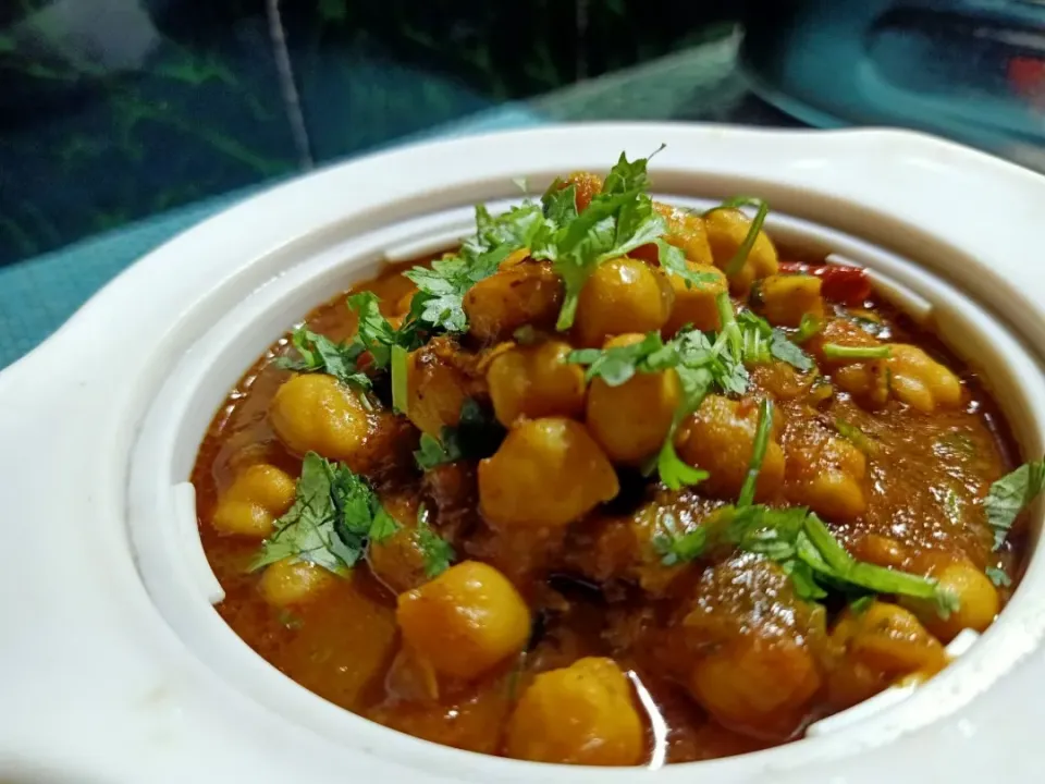 Chickpea curry...|Usha Mishraさん