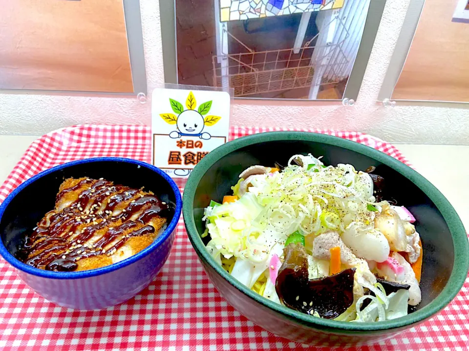 Snapdishの料理写真:厚別ちゃんぽん麺＆ミニ丼セット|nyama1さん