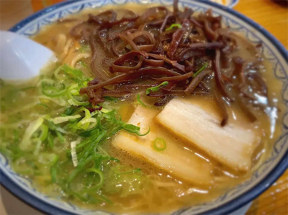 きくらげラーメン@赤のれん|へろへろさん