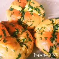 Korean garlic cheese bread ala Trey Kitchen|Trey Kitchenさん