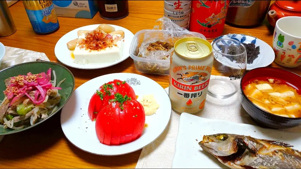 7/31の夕食
イサキの塩焼きで✨🍻🎶乾杯|卯月さん