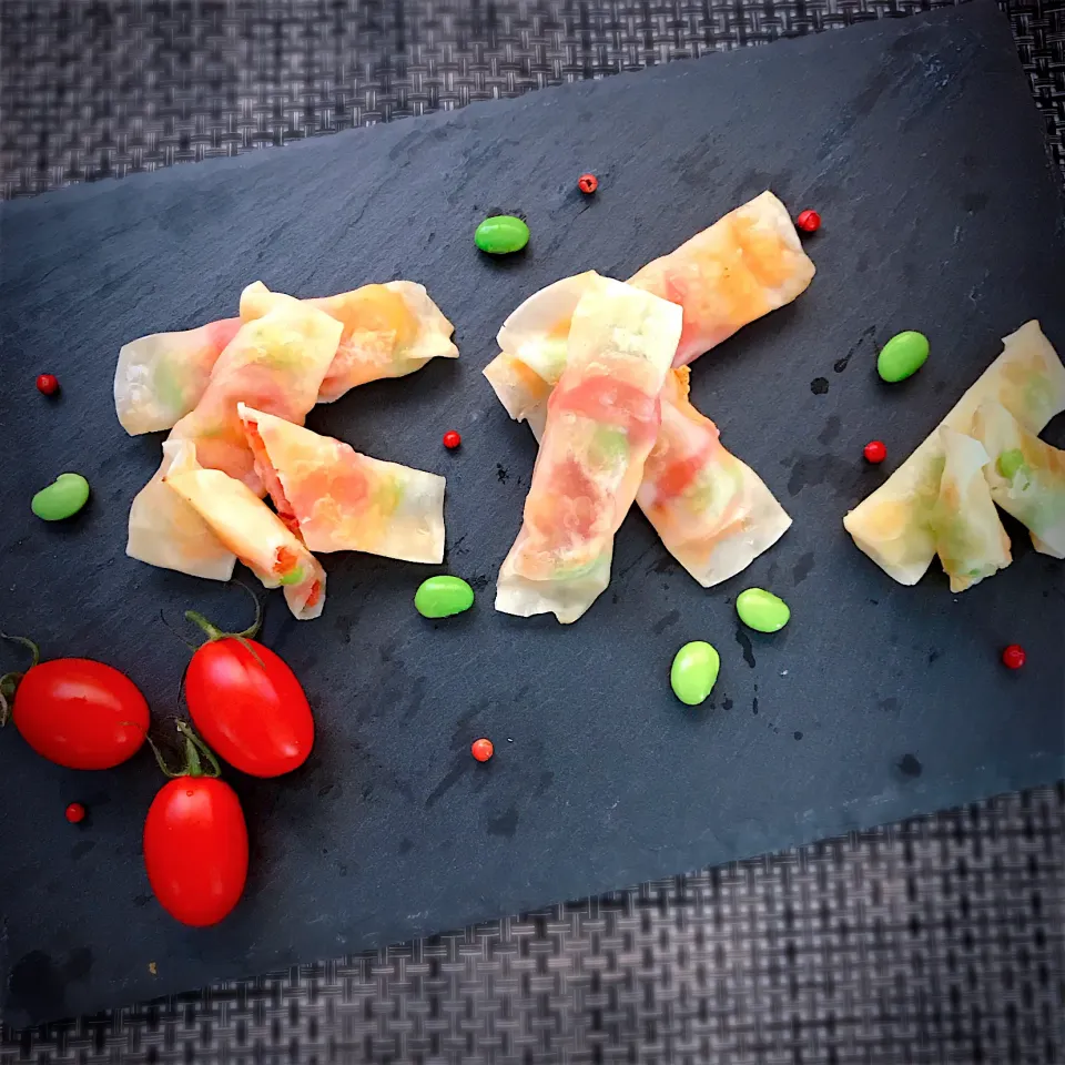 Snapdishの料理写真:らでぃっしゅぼーやさまの枝豆とトマト🍅とチェダーチーズ、ベーコンを餃子の皮で巻き巻き𖦹‎𖦹‎𖦹‎⸜(｡˃ ᵕ ˂ )⸝|めぐぐさん