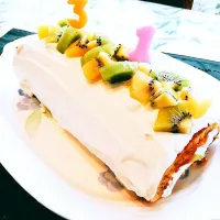 Snapdishの料理写真:キウイのロールケーキ|まーちゃんさん