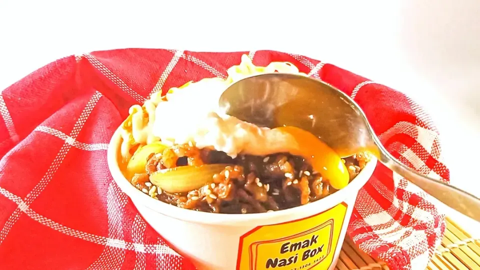 Beef Teriyaki with Onsen Egg|emak naboxさん