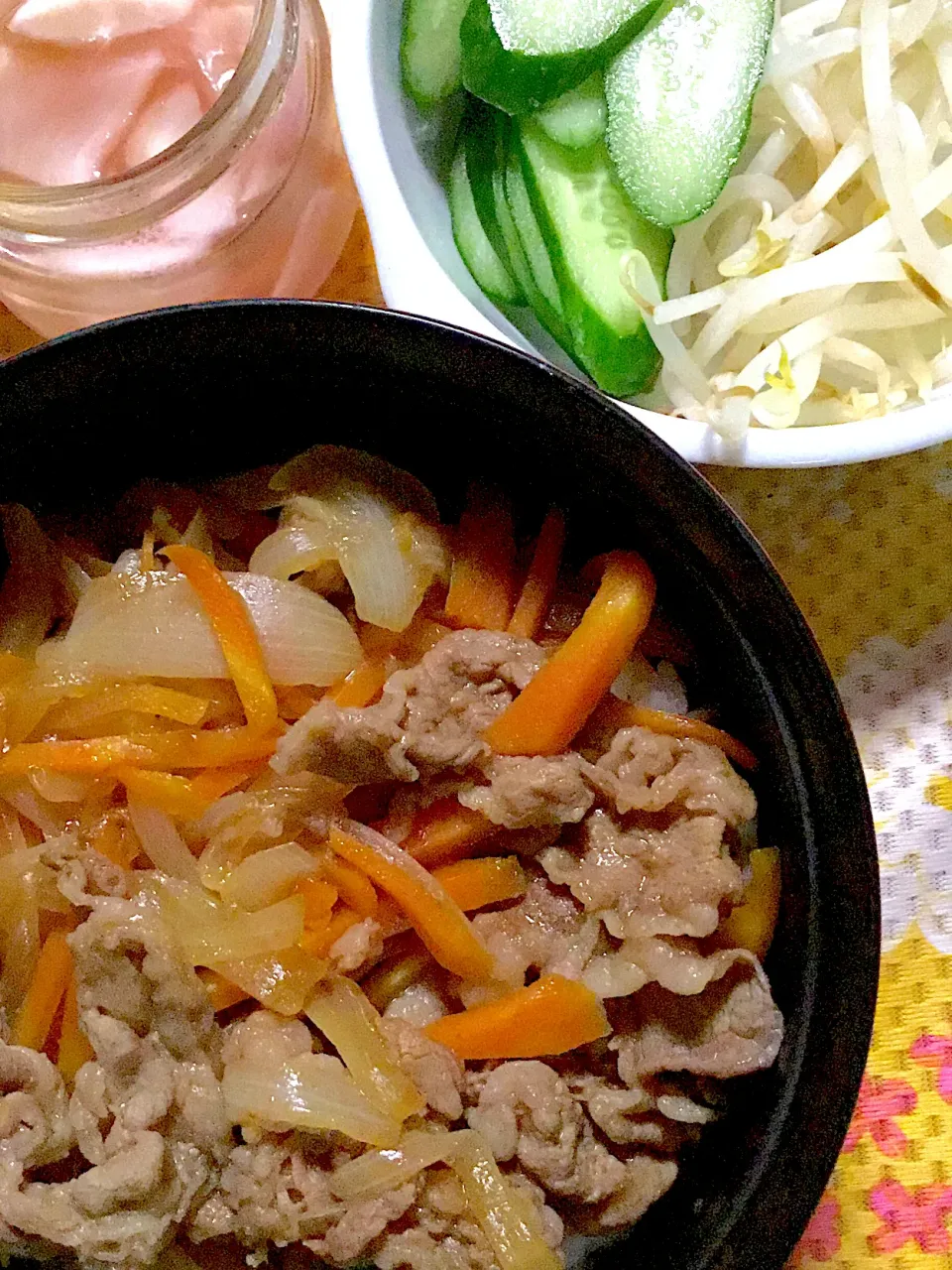 牛丼　モヤシサラダ🥗　生姜の甘酢漬け|掛谷節子さん