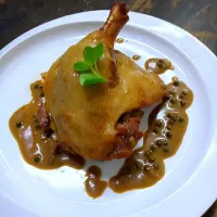 duck leg confit, with sauteed potatoes bacon and mushroom|chezgastonklさん